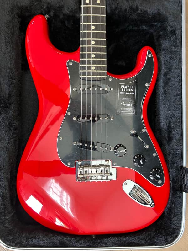 Fender Player Stratocaster with Ebony Fretboard 2018 - 2024 - Ferrari Red image 1