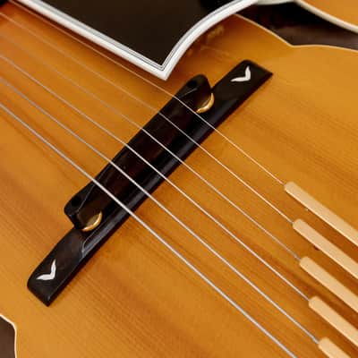 2005 Heritage Golden Eagle Archtop Guitar Sunburst w/ Benedetto Pickup, Kalamazoo USA image 9