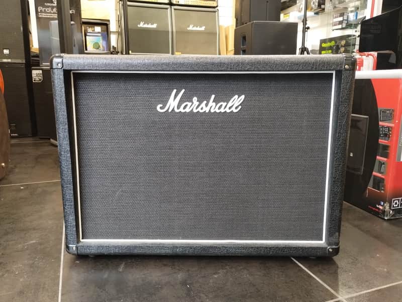Marshall MX212 - Guitar Cabinet 2x12 image 1