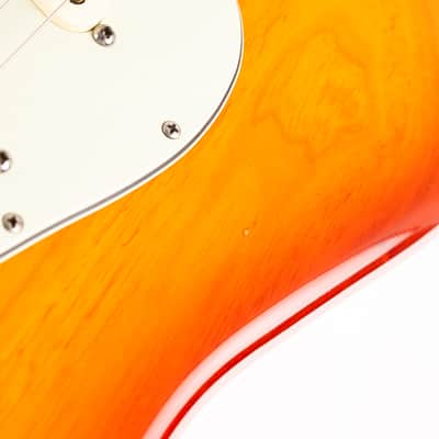 Fender Custom Shop Deluxe Stratocaster 2010 image 17