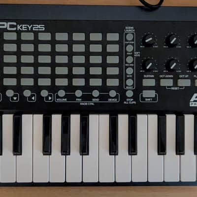 Akai APC Key 25 2014 - Present - Black