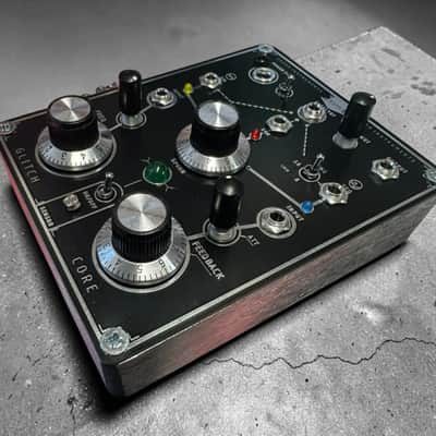 Error Instruments - Glitch Core bricky image 1