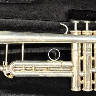 Yamaha Xeno Trumpet, Silver Finish, Gold Brass Bell, Model YTR8335G image 9