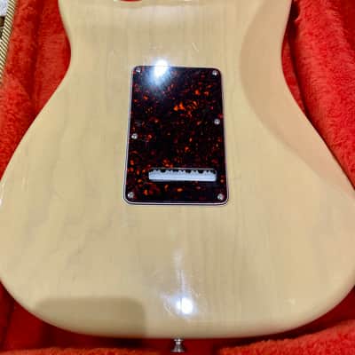 Fender Buddy Guy Signature Lace Sensor Equipped Stratocaster - Early 1997 Honey Blonde image 4