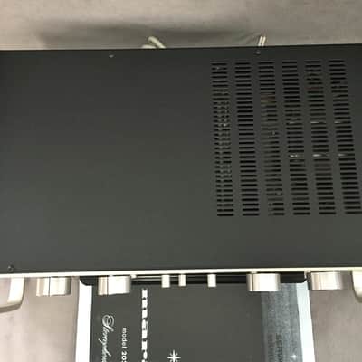 STEREO INTEGRATED AMPLIFIER AMPLIFICATEUR AUDIO HIFI MARANTZ MODEL 1050 CONSOLE image 6