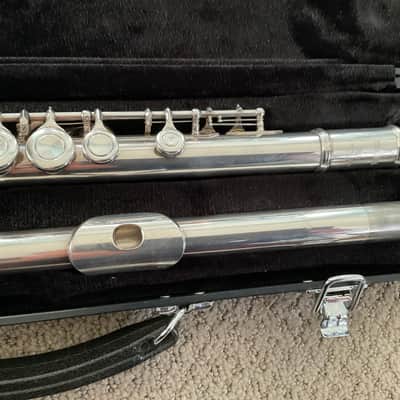 Yamaha Model 221 Flute All New Pads, Clean and Adjusted image 5