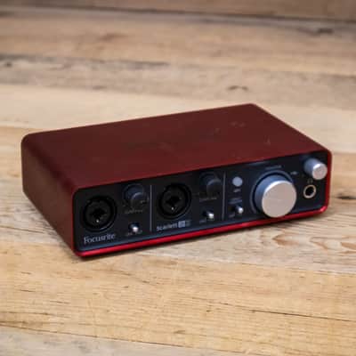 Focusrite Scarlett 2i2 USB Audio Recording Interface 2-i-2 Studio U283927 image 3