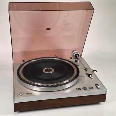 Vintage Philips 212 Turntable Record Player