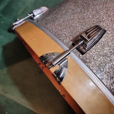 Ludwig 20"(Diameter)x 18"(Depth) Rare Virgin Bass Drum 1970's image 12
