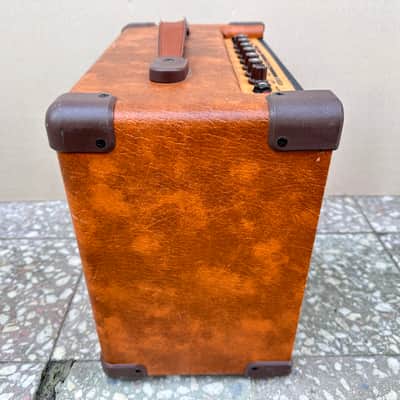 KUSTOM KAA16 Acoustic Guitar Combo Amplifier 16W 8-Inch Celestion Speaker image 4