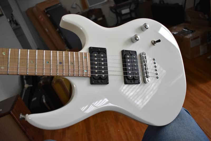 Kiesel DC 127, great specs, Deluxe Kiesel Hardsell case image 1
