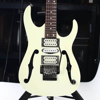 Ibanez PGM30-WH Paul Gilbert Signature with Lo TRS II Tremolo 1995 - 2002 - Vintage White image 1
