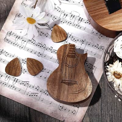 Guitar Pick Box Holder with 3 Pcs Wooden Guitar Picks, Wooden Collector Engraved Guitar Pick Box Classical Triangle Guitar Picks for Present Music Instrument Guitar Bass image 2