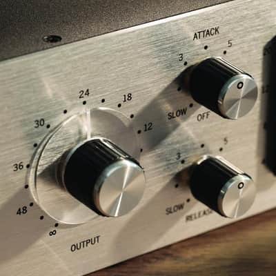 Warm Audio WA76-A Single Channel FET Compressor - Silver w/ Blue Stripe image 3