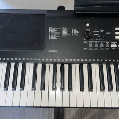 Yamaha PSR-EW300 76-Key Keyboard image 3