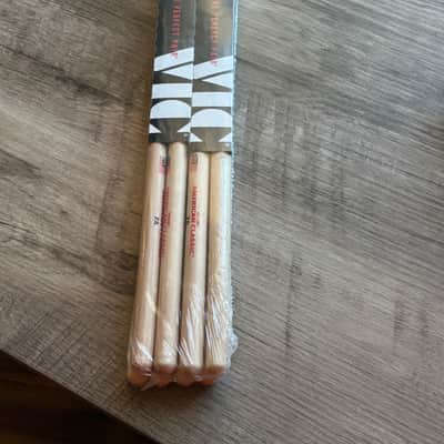 Vic Firth 7A (4 pairs) image 1