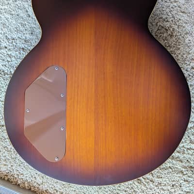 Fret-King Dave Roe Signature Bass w/ Original Gig Bag image 2