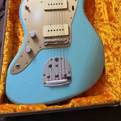 Fender Jazzmaster 2019 - Daphne Blue image 3