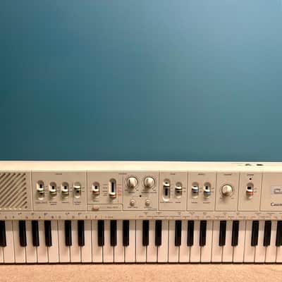 Casio MT-60 Casiotone 49-Key Synthesizer MJ Thriller Sound