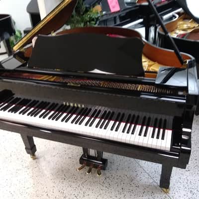 Yamaha G2 Grand Piano 5’8 image 3