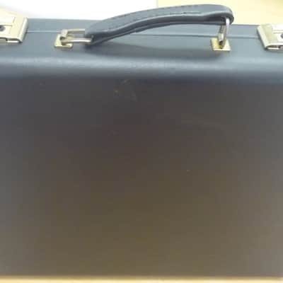 Funda de Clarinete Doble Sib-La Buffet en perfecto estado. image 2