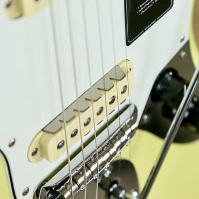 2024 Fender Player II Jaguar in Hialeah Yellow - Pre-owned image 3