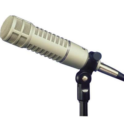 Electro Voice RE20 Cardioid Dynamic Vocal Broadcast Mic image 2