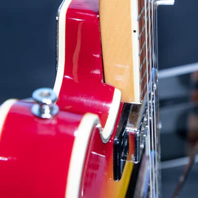 Ventura 1960's Electric Guitar (no case) image 5