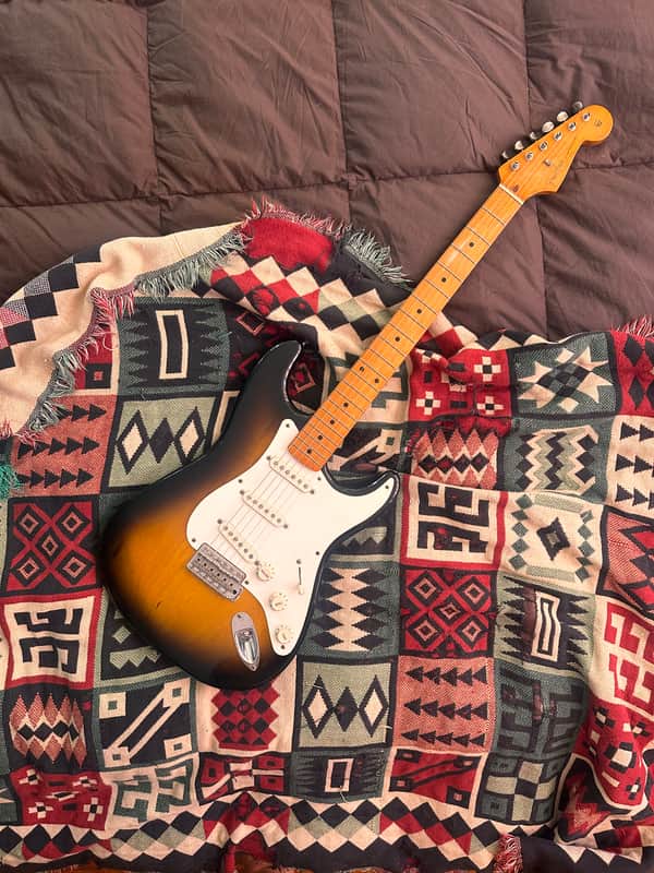 1999 Fender Classic Series '50s Stratocaster 1999 - 2018 - 2-Color Sunburst image 1