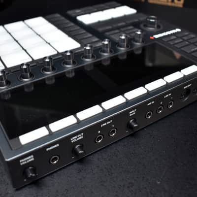 Native Instruments Maschine+ Standalone Production and Performance Instrument image 8