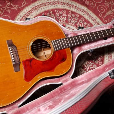 Gibson J-50 1967 - Natural image 1