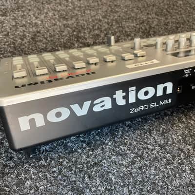 Novation ZeRO SL MKII Desktop MIDI DAW Controller image 4