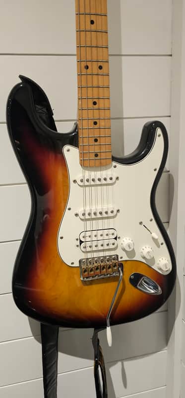 Fender Stratocaster Late 90's - 3-color burst image 1