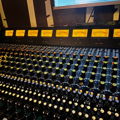 Yamaha PM2000 1978 24 Channel Console Mixer * Transformers * 990 Style OpAmps * Japan API Quad Eight Neve Japaneve image 16