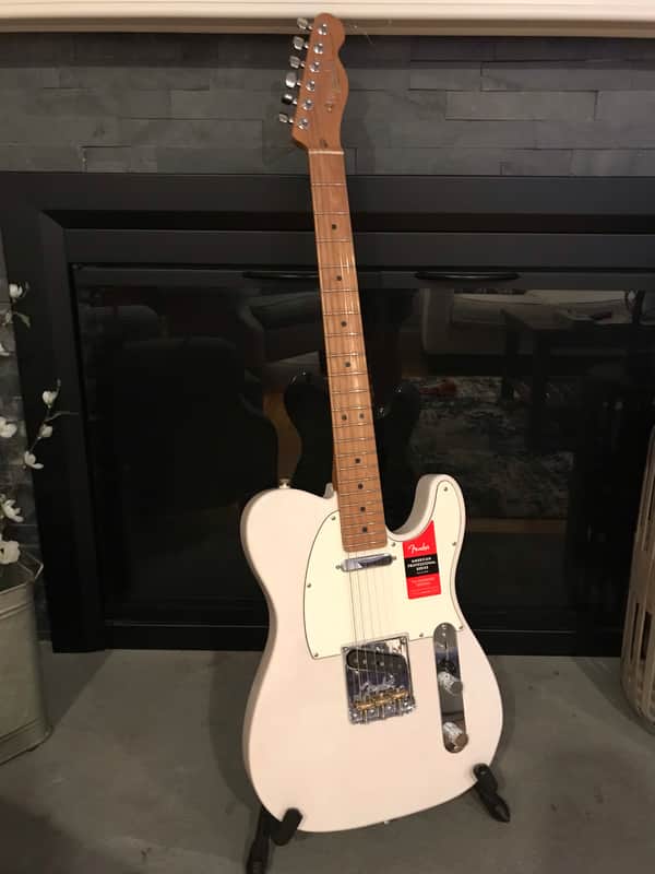 Fender Sweetwater Exclusive American Professional Telecaster 2019 White Blonde image 1