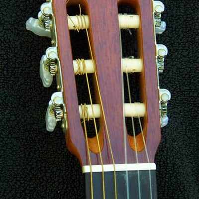 Yamaha CG-131S Solid Top Classical Guitar Includes Original Case! image 3
