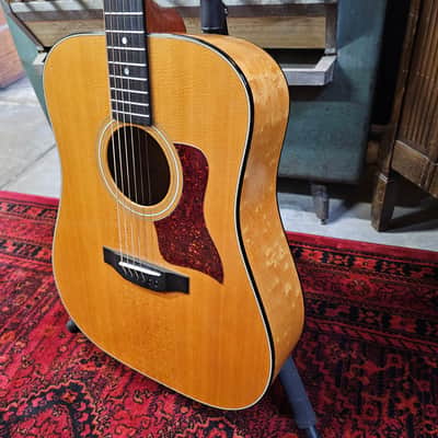 1995 Taylor 420  Natural image 3