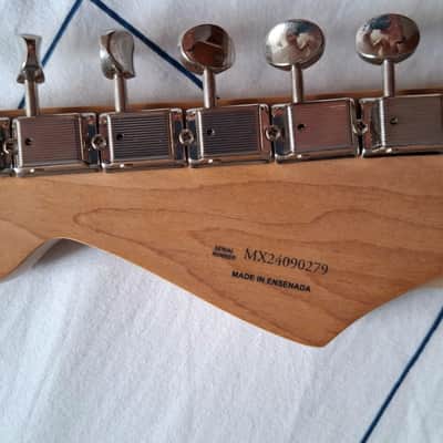 Fender Vintera II Limited Edition 50s Stratocaster Roasted Maple Fingerboard 2024 - Black image 11