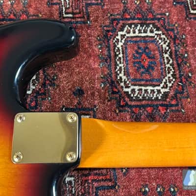 Fender Stevie Ray Vaughan Stratocaster 1998 3-Color Sunburst image 15