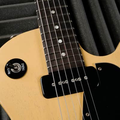 Gibson Les Paul Junior Special Faded with Ebony Fretboard 2010 - Worn Yellow image 4