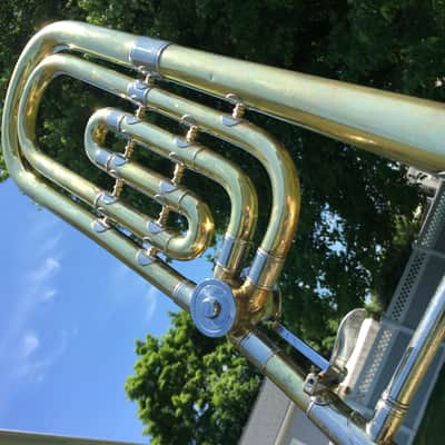 SUMMER DEAL F E OLDS LOS ANGELES .554 / .565 DUAL BASS TROMBONE 10INCH BELL SINGLE ROTAR 1948 EXCELLANT SHAPE ORG. CASE WITH MPC image 23