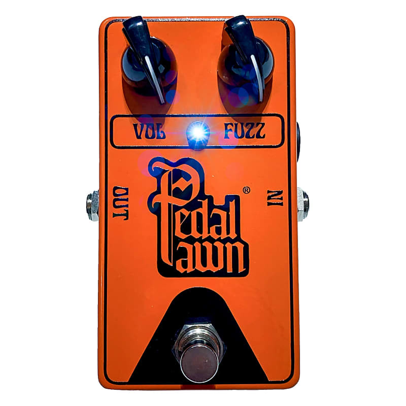 ギター Pedal Pawn Fuzz Pedal Pedal Pawn unveils the Octone, an octave fuzz inspired by the