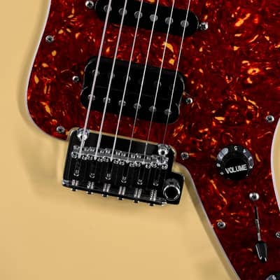 Open Box Demo Suhr Ian Thornley Signature Series Classic JM in Vintage Yellow with Tremolo Bridge image 2