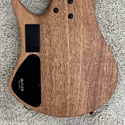 Ibanez EHB1505MOISF Multi Scale Headless 5-String Bass - Ocean Inlet Flat Finish image 4