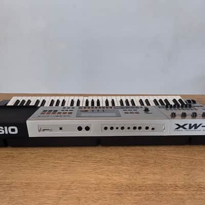 Casio XW-P1 61-Key Performance Synthesizer 2010s - Silver image 2