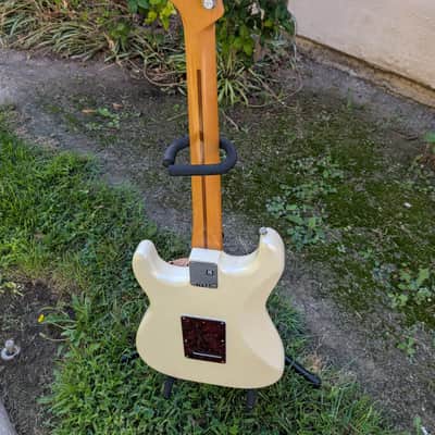 Fender Stratocaster Player Plus Noiseless Pickups Push/Pull Pot Olympic Pearl image 5