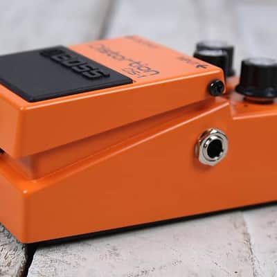 Boss DS-1 Distortion Effects Pedal Electric Guitar and Keyboard Effects Pedal image 7