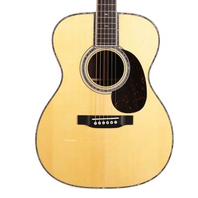 Martin 000-42 Acoustic Guitar Natural image 2