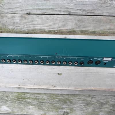 Niche  ACM-1  Midi Mixer  green image 8