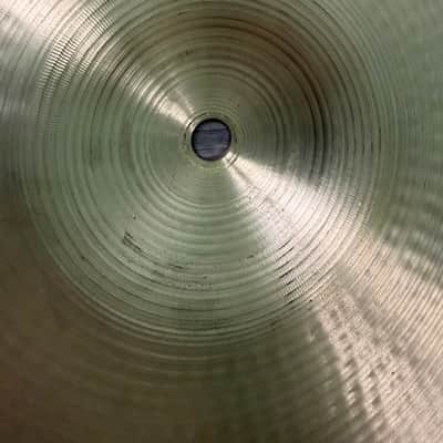 Zildjian Avedis Zildjian New Beat Hi-hats - 14 inches Cymbal Pair #3186 image 18
